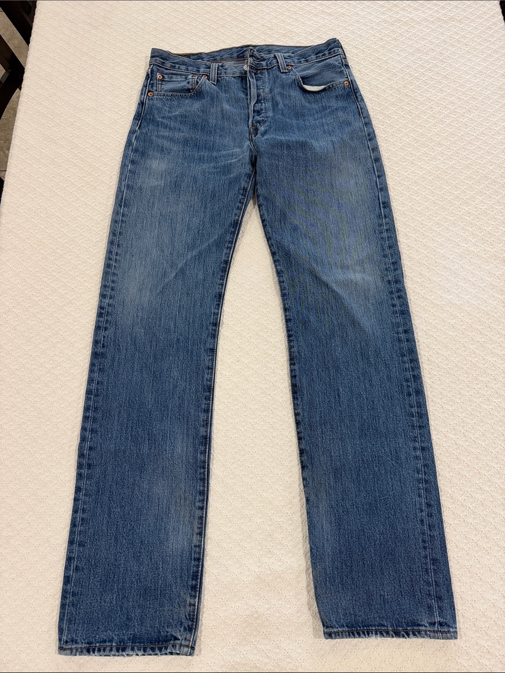 Levi's 501s Men's Medium Blue Straight Jeans